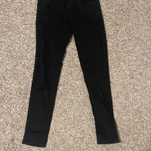 Black Skinny Jeans